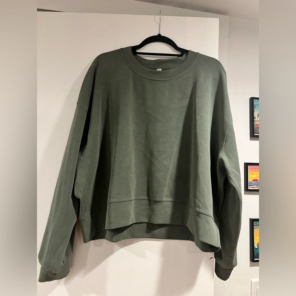 Lululemon Olive Softstreme Oversized Cropped Crew sz 16
